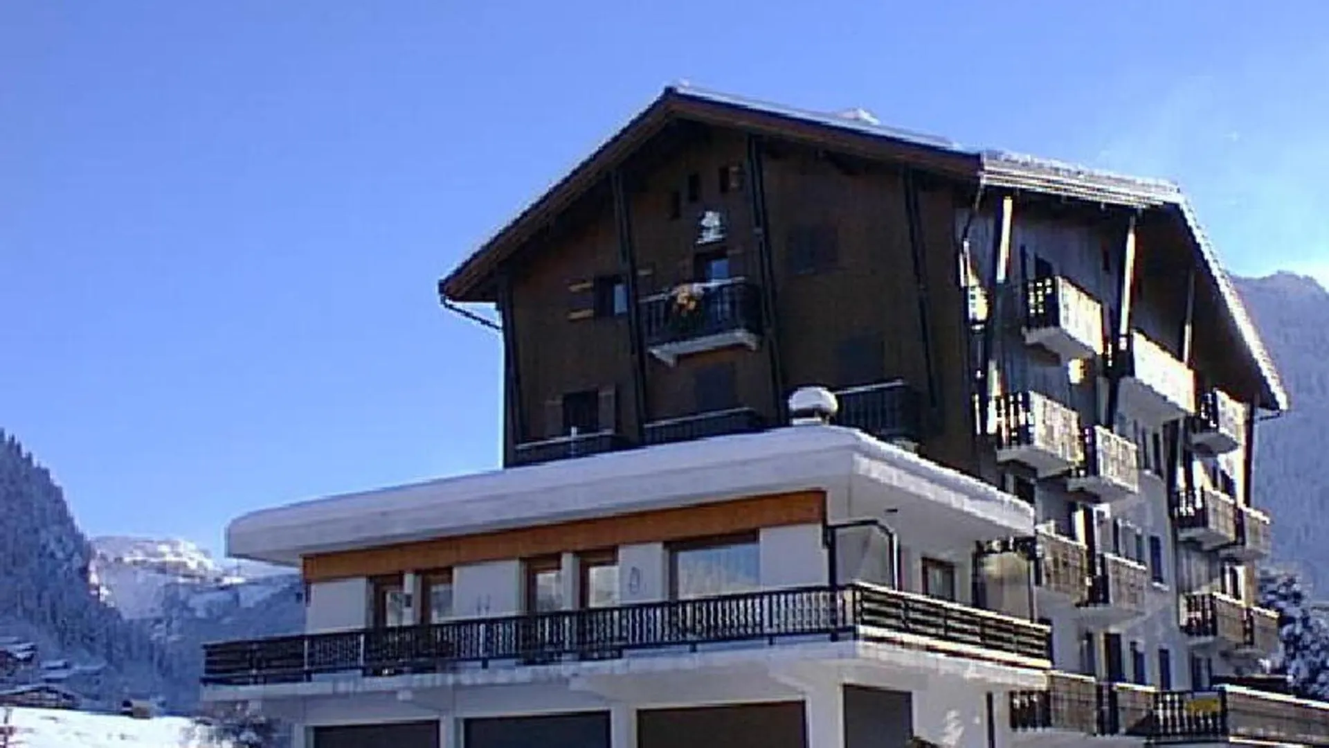 Appartement 2 Pieces Pour 4 Personnes Avec Balcon Au Centre De Morzine, Proche Pistes Et Commerces - Fr-1-524-55